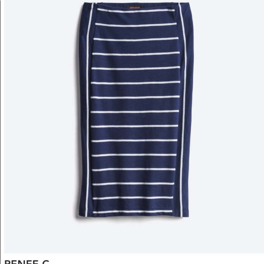 Renee C navy lined women’s skirt, medium